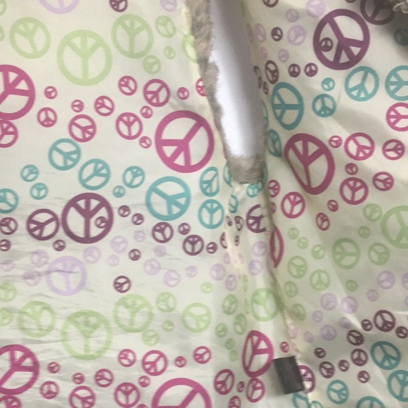 Women Faux fur fun vest (Outside 90%acrylic-10% polyester, lining 100% poly)M/L - Picture 8 of 11